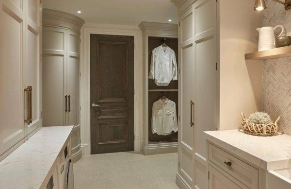 Luxurious Laundry Rooms Decoist   Pic 3 91576 600x389 