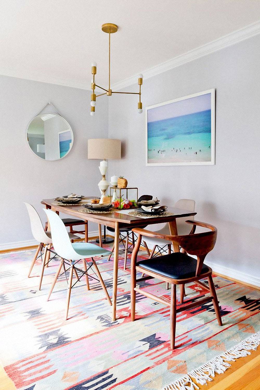 How To Mismatch Your Dining Chairs Tastefully