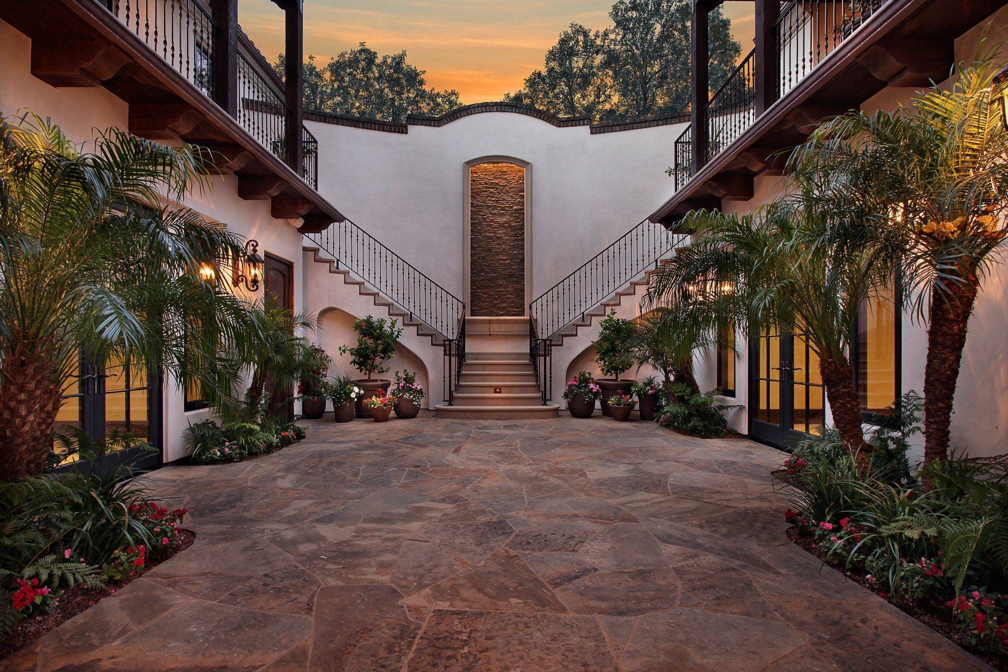 Spanish Hacienda Floor Plans With Courtyards And Gardens | Viewfloor.co