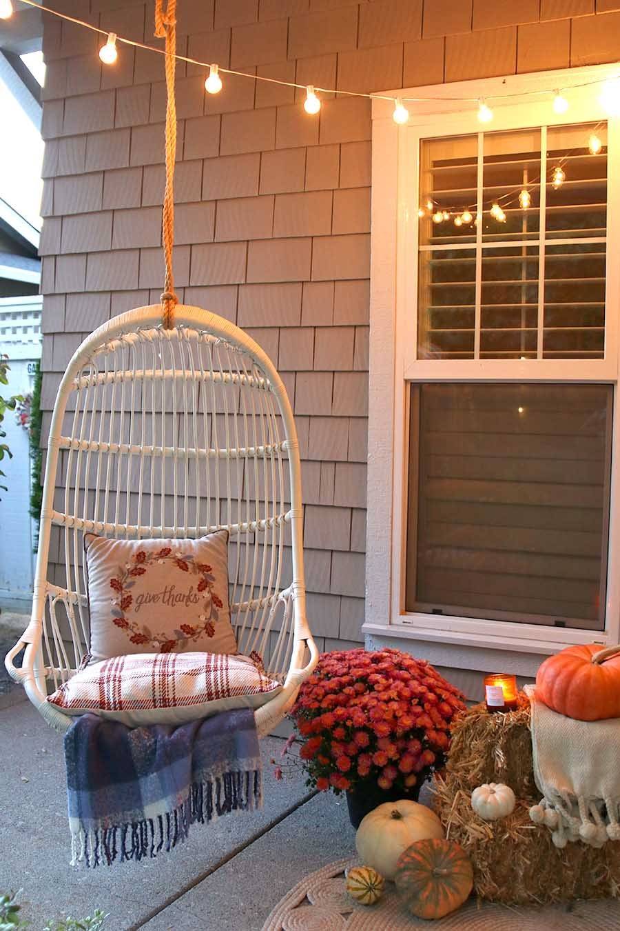 Dreamy Porch Setups for Fall