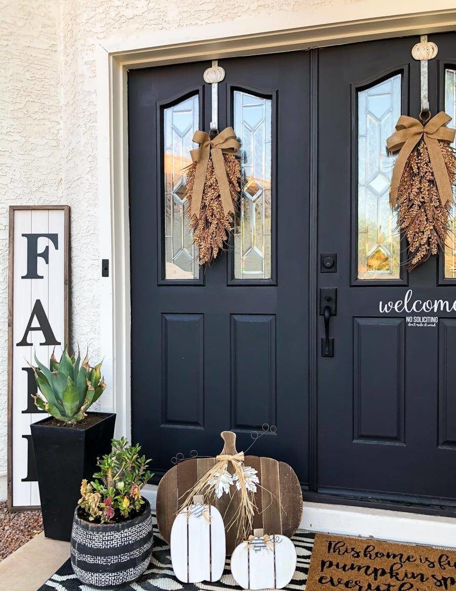 Dreamy Porch Setups for Fall