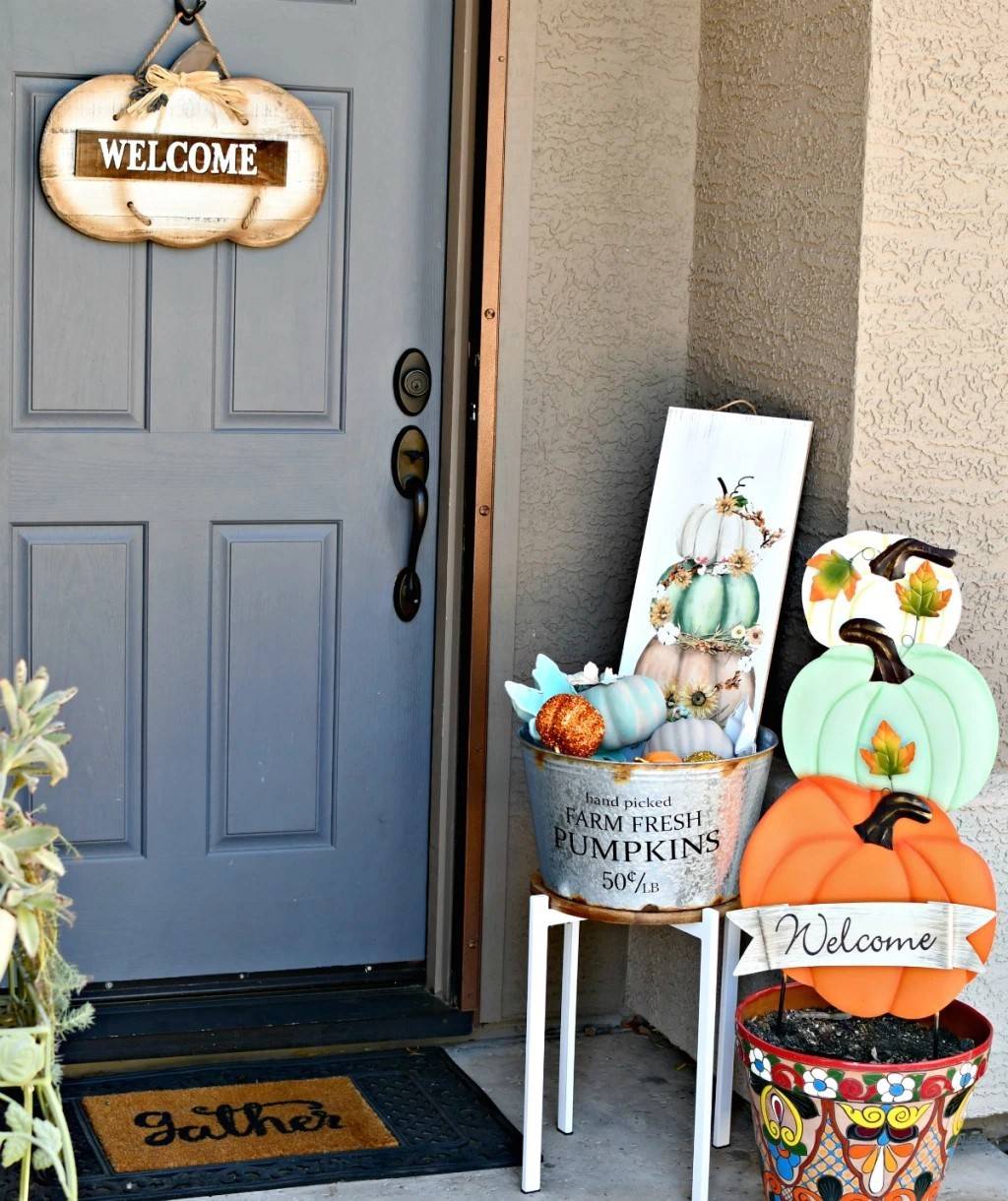 Dreamy Porch Setups for Fall