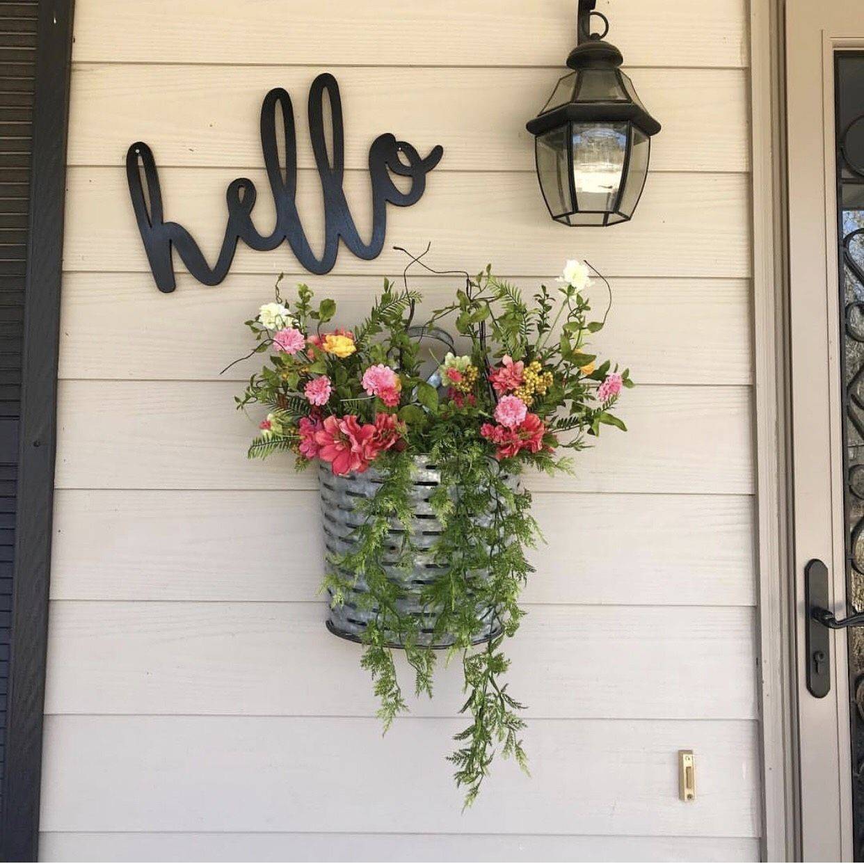 Dreamy Porch Setups for Fall