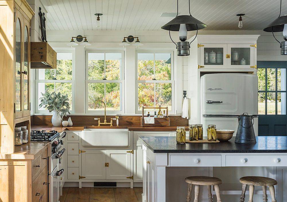 Cozy-and-well-lit-farmhouse-style-kitchen-in-white-and-wood-86473