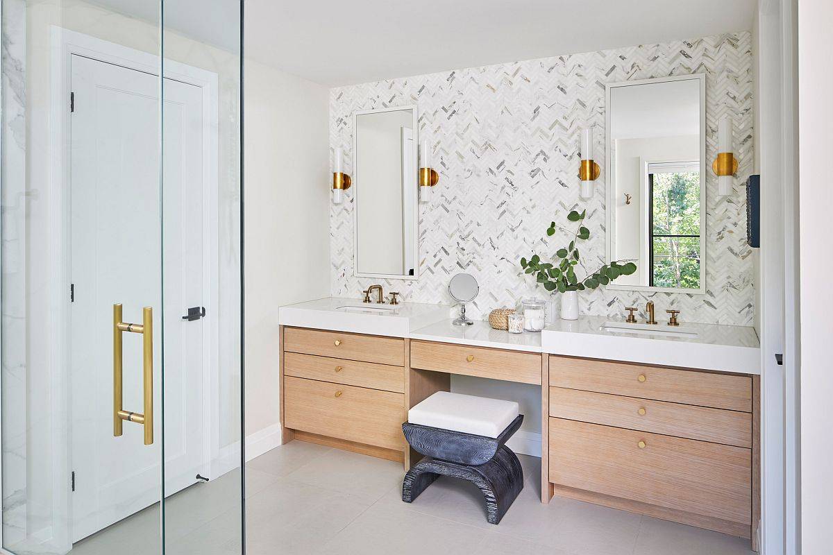 Just a hint of marble can make big difference in the modern bathroom