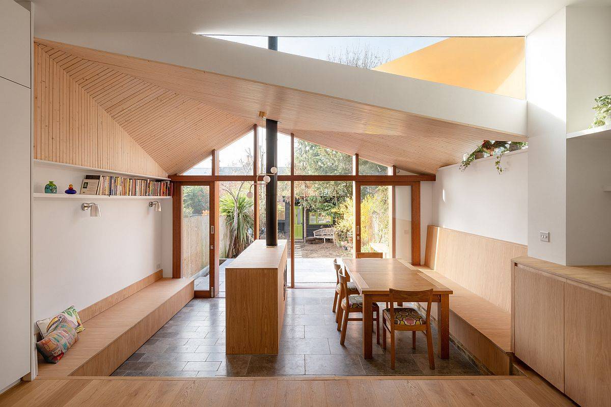 Lovely wrap around built-in bench in the revamped family room