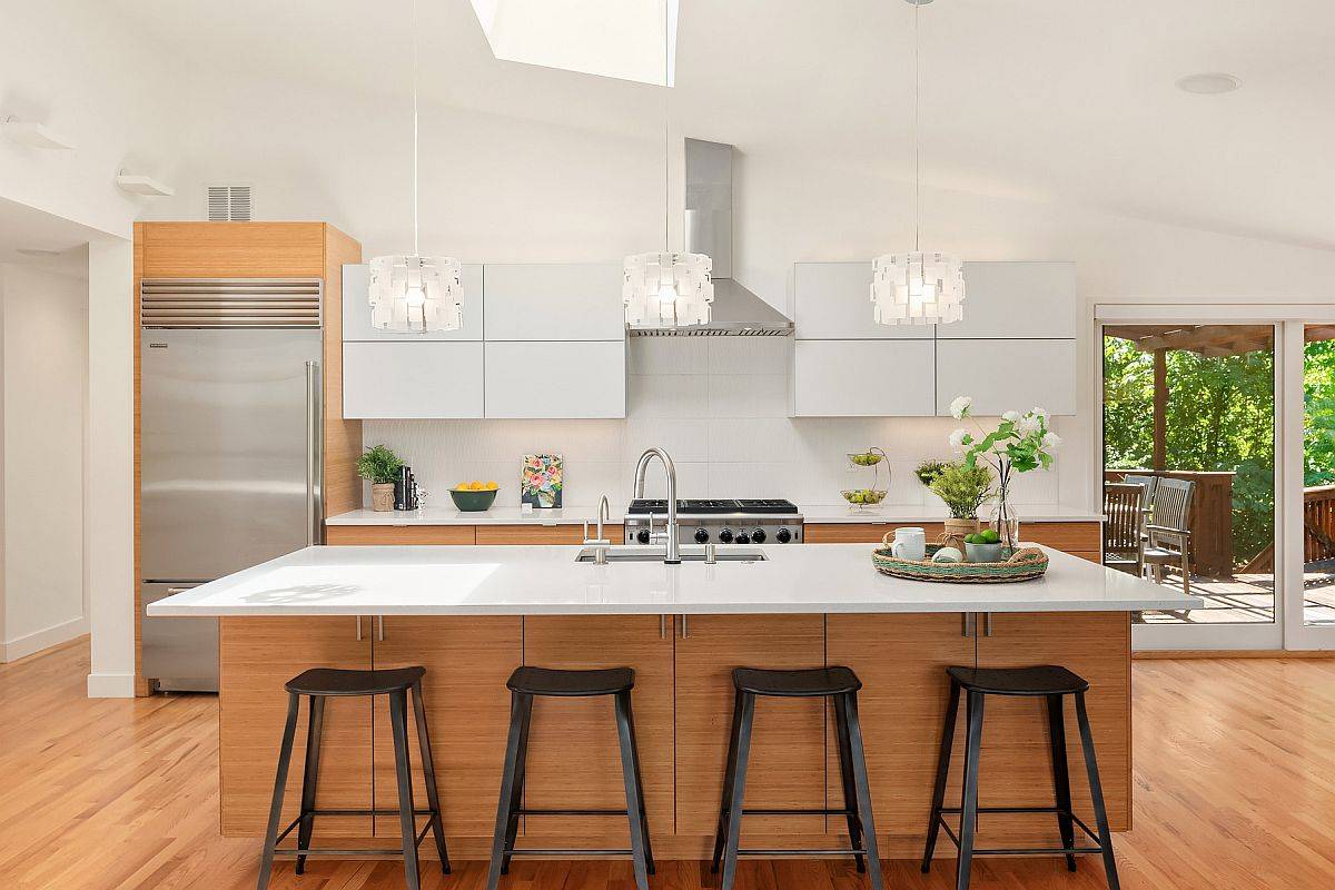 White and wood is one of the easiest color schemes to work with in the kitchen