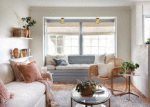 How to Choose the Right Size Accent Rug for the Living Room