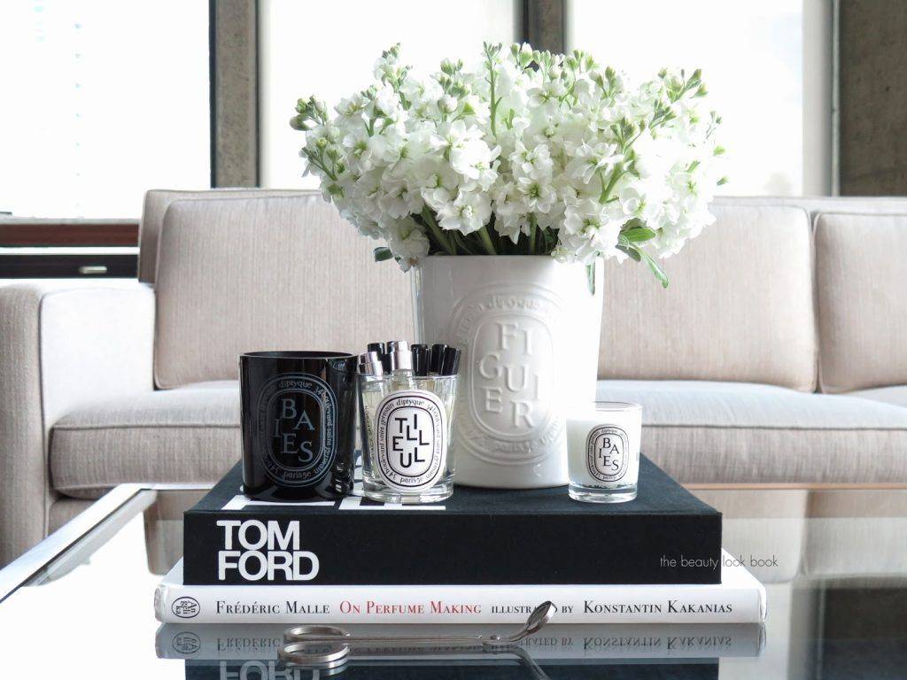 10 Reasons to Decorate with Coffee Table Books