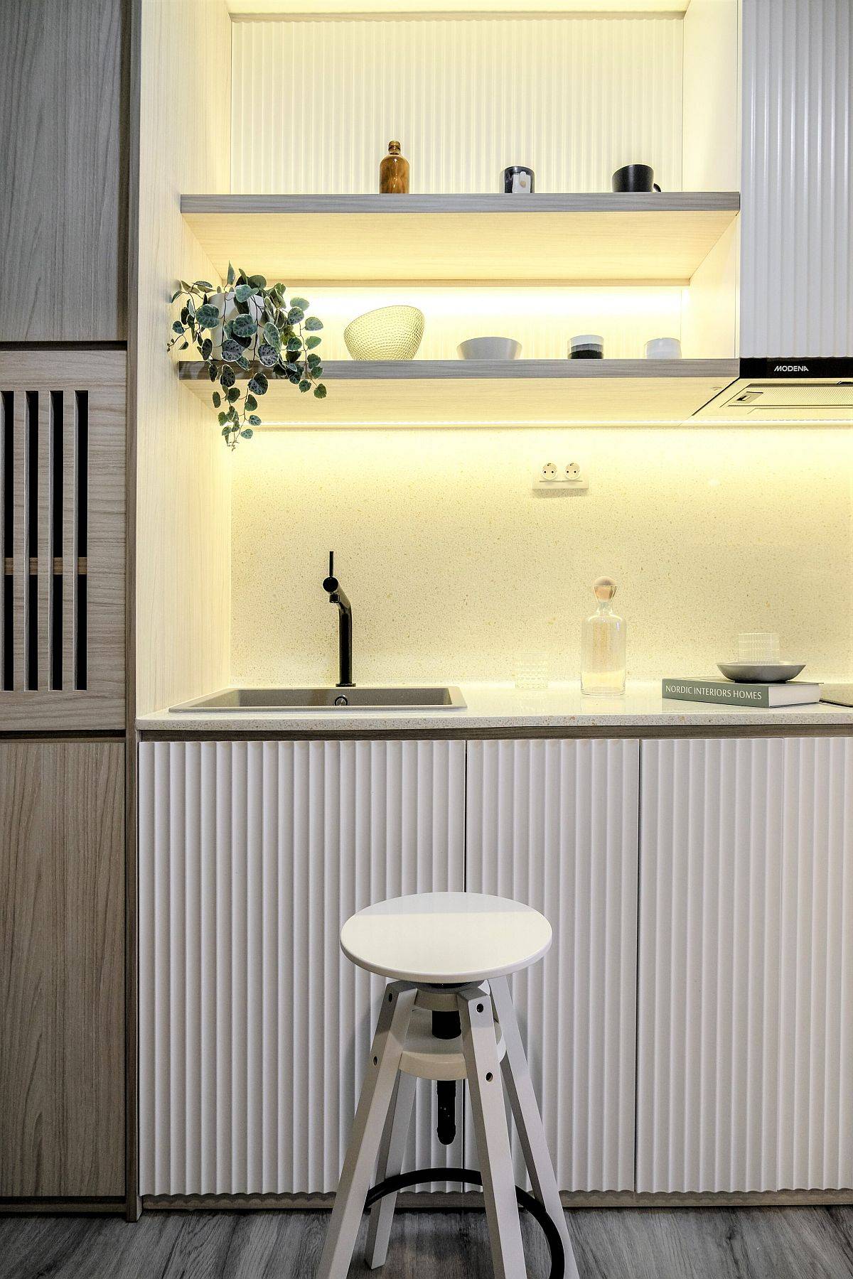 Tiny-kitchen-of-the-home-with-gorgeous-lighting-that-steals-the-spotlight-60479