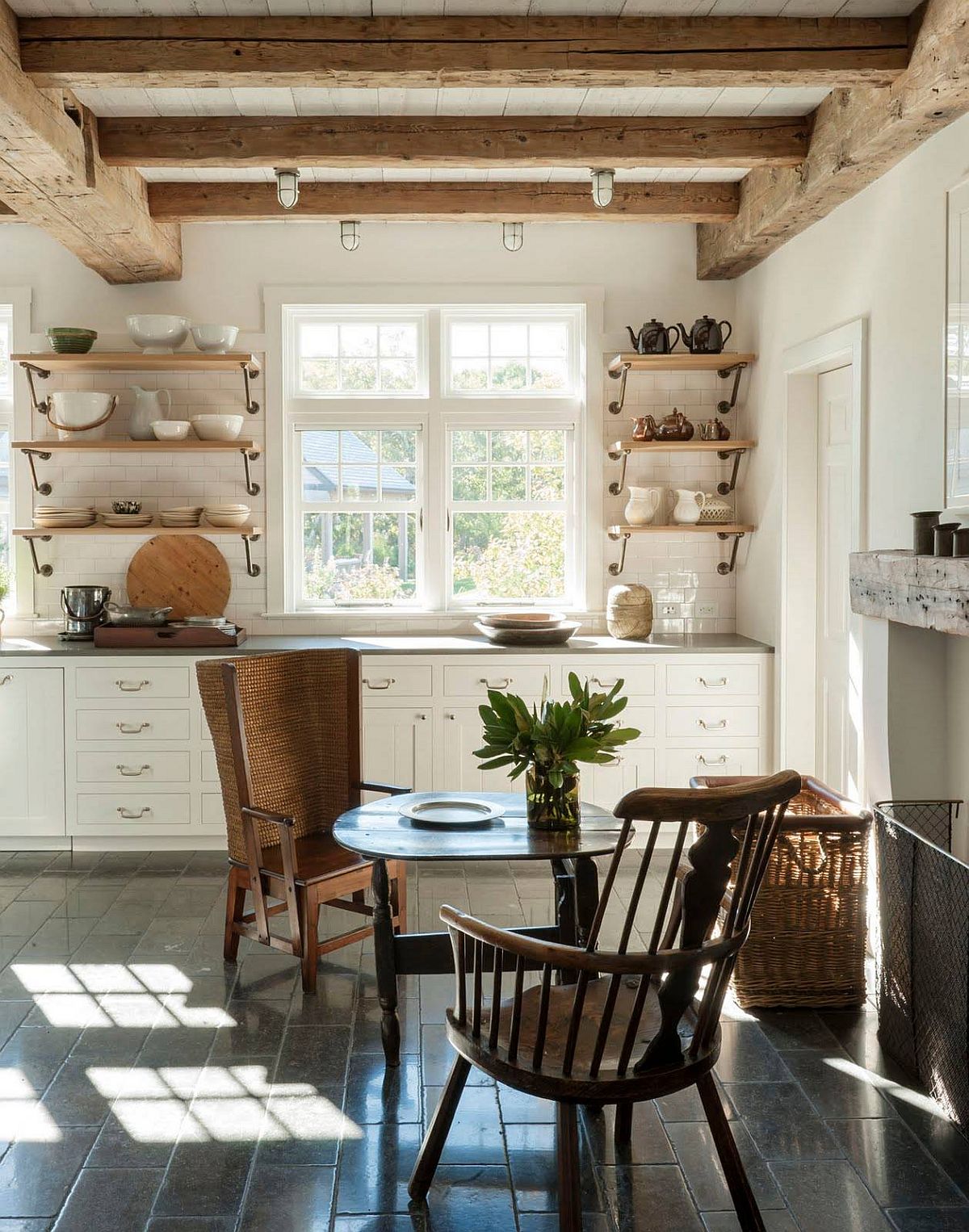Traditional-wood-and-white-single-wall-kitchen-with-small-wooden-shelves-and-exposed-wooden-beams-60271