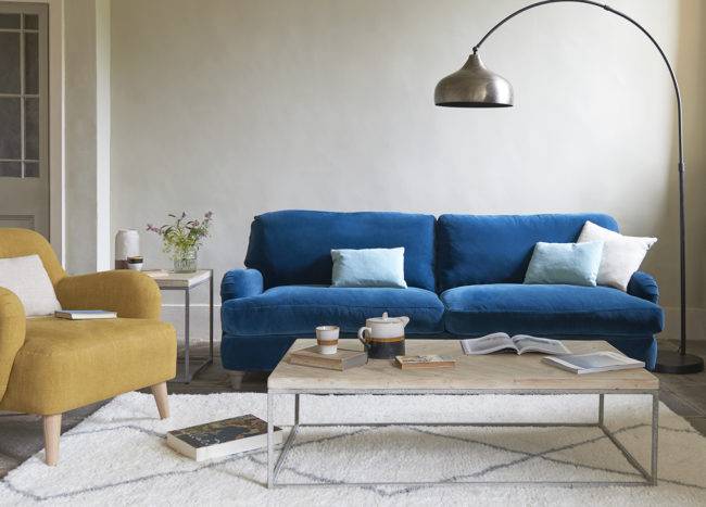 Blue Velvet Sofa Inspiration For a Luxurious Living Room | Decoist