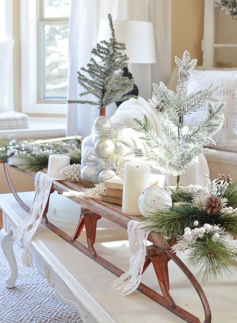 Cozy-Christmas-in-the-Front-Room-5-45001