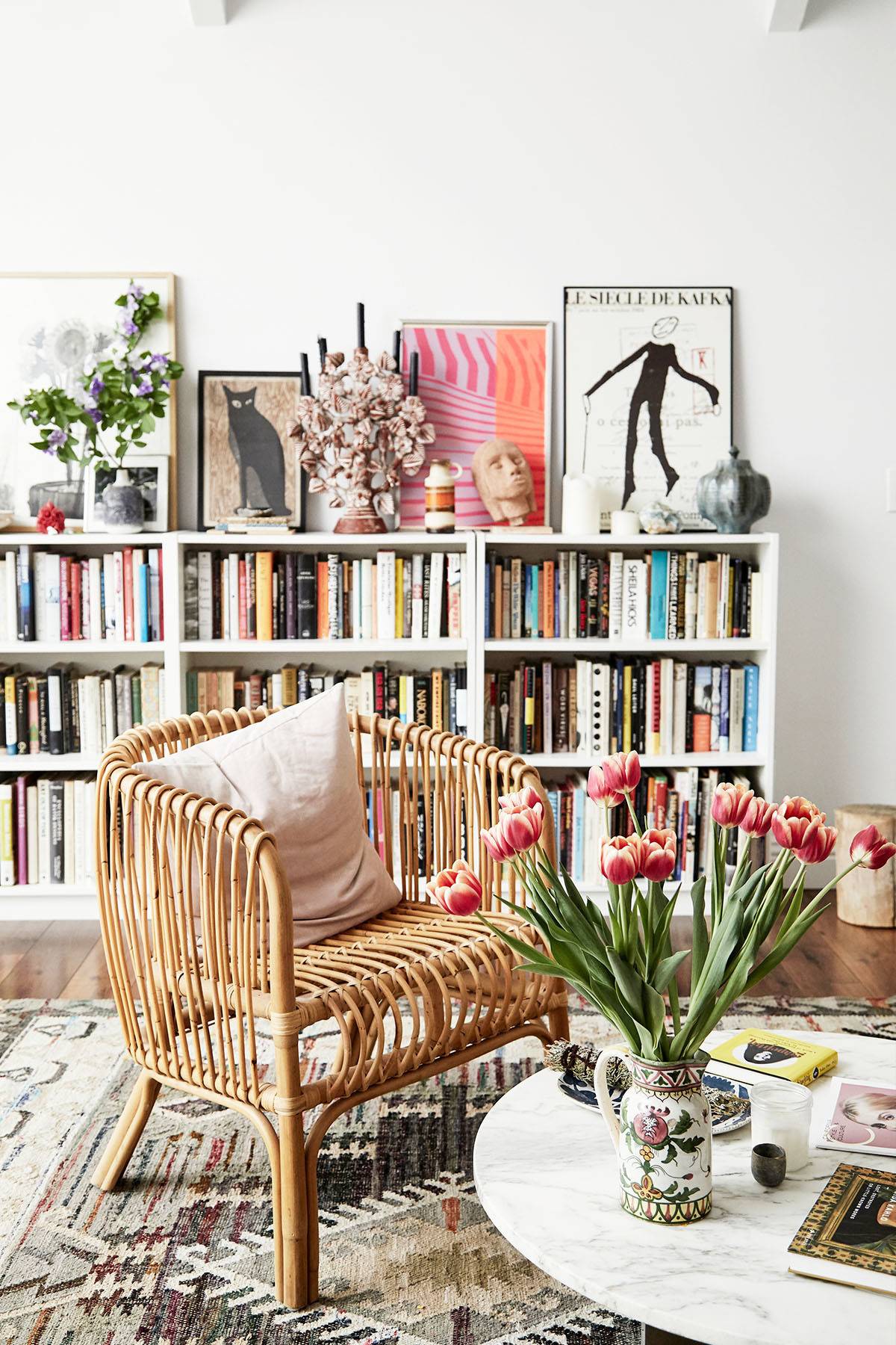 Fresh and eclectic reading nook (from Lonny)