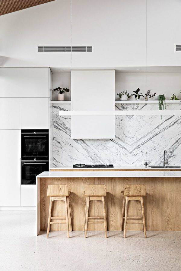 Revolutionary Contemporary Kitchens For The Home Of Tomorrow Decoist   Lovely White Marble Backsplash Steals The Show In This Kitchen With Wooden Cabinets And Island 79921 600x899 