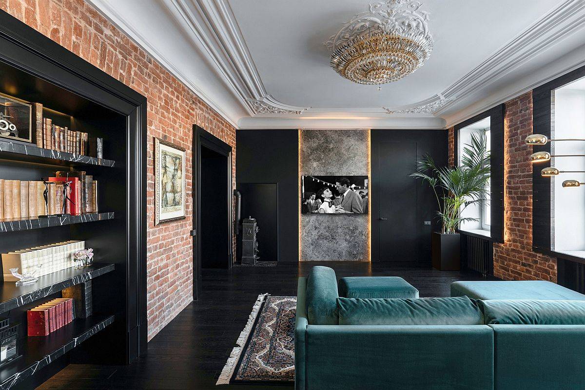 Vintage-styled-fireplace-in-the-corner-of-teh-contemporary-living-room-in-black-is-hard-to-spot-64264