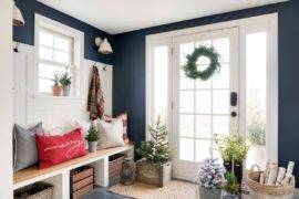 21 Last-Minute Christmas Entryway Decorating Ideas to Wow Your Guests