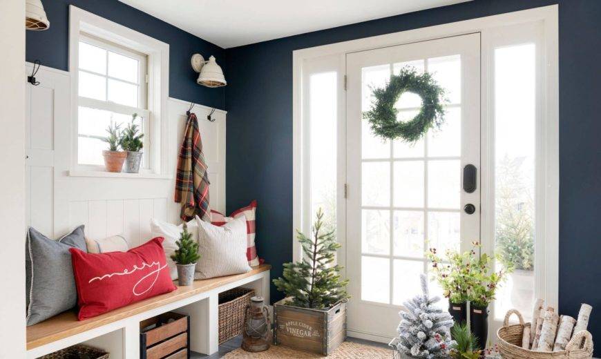 21 Last-Minute Christmas Entryway Decorating Ideas to Wow Your Guests