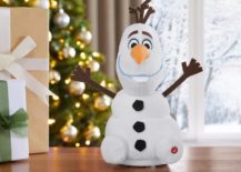 Disney-Olaf-themed-Christmas-decoration-is-sure-to-make-a-huge-impact-65072-217x155