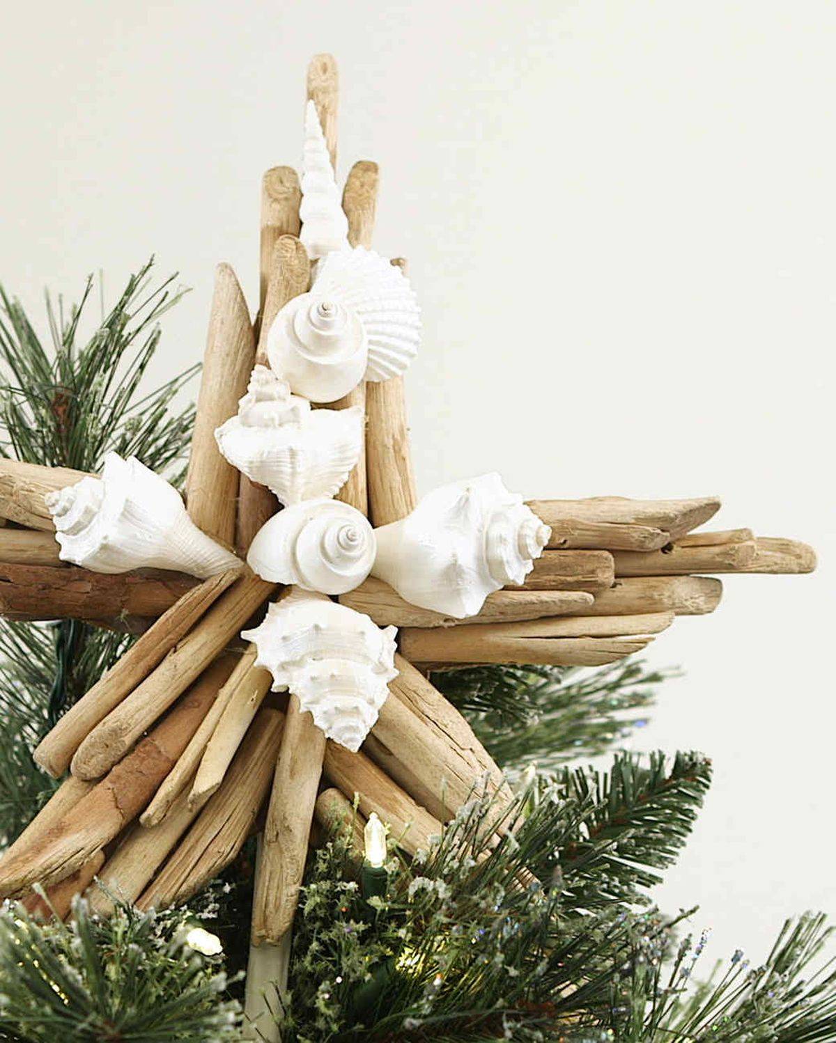 Driftwood-Seashell-Star-Tree-Topper-is-perfect-for-the-Coastal-themed-Christmas-celebrations-37350