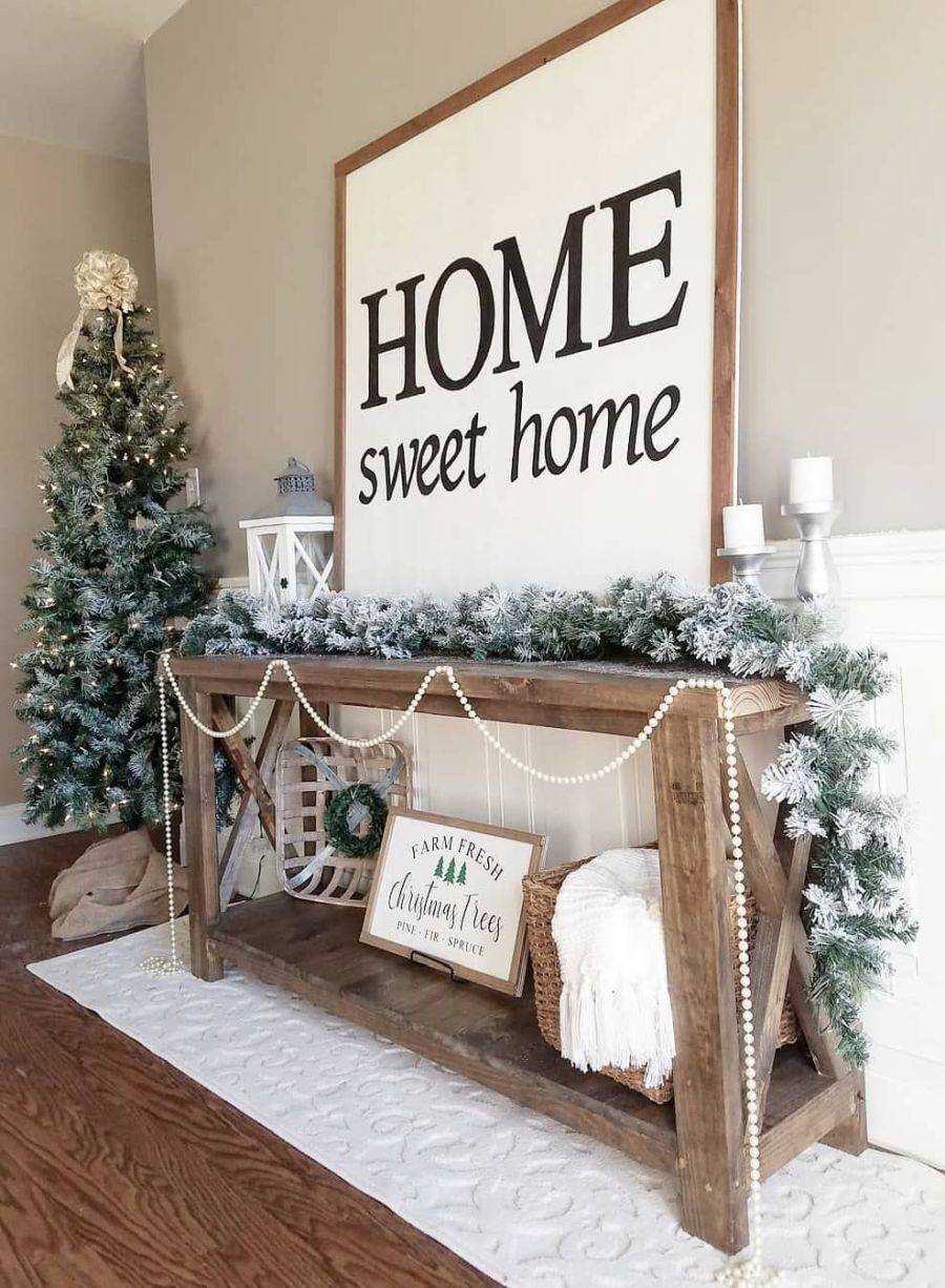 Incorporate your regular entry decorative pieces into Holiday decorations