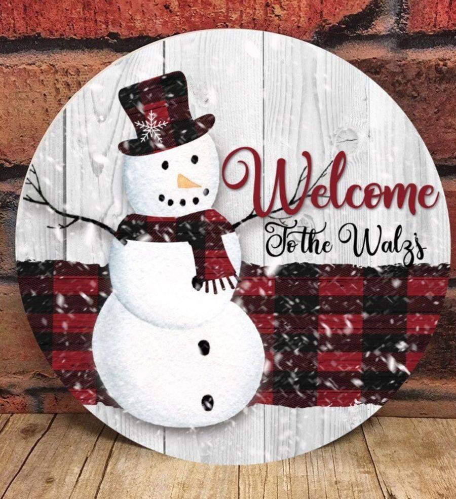 Snowman-themed Christmas front door decoration