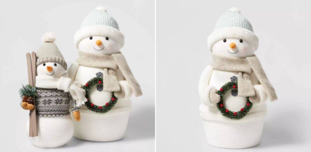 Standing-Snowman-with-Wreath-Decorative-Figurine-45629