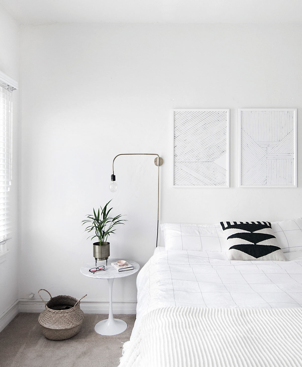 Simple side table for minimalist vibes (from Homey Oh My)
