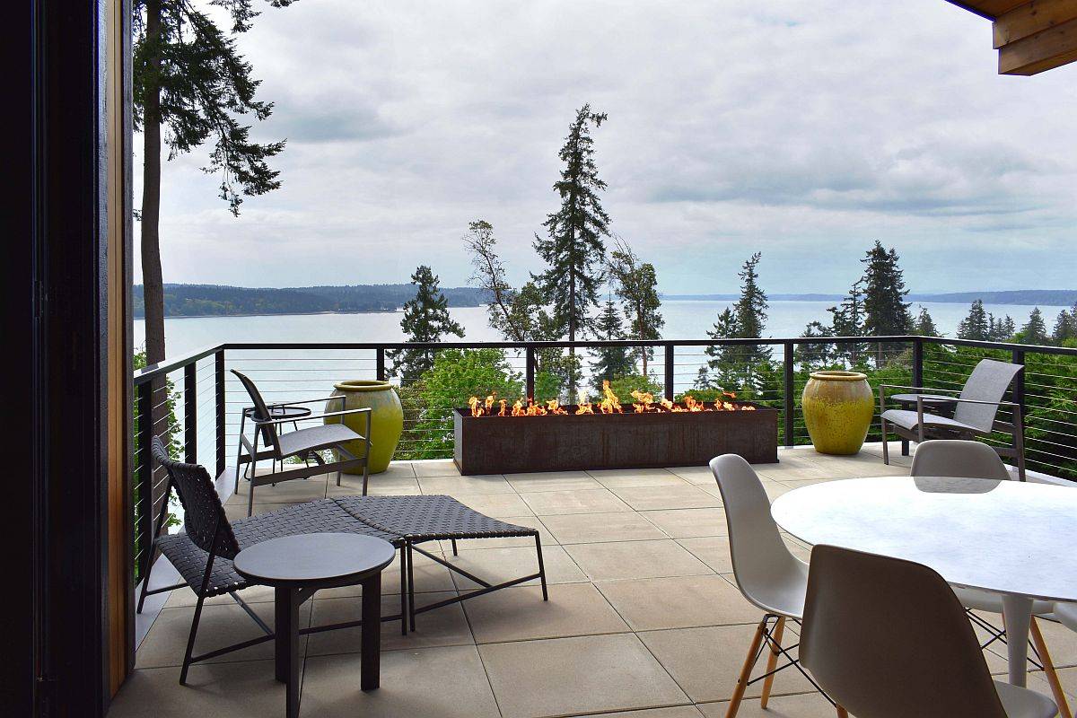 Captivating water views keep guests entertained on this spacious deck