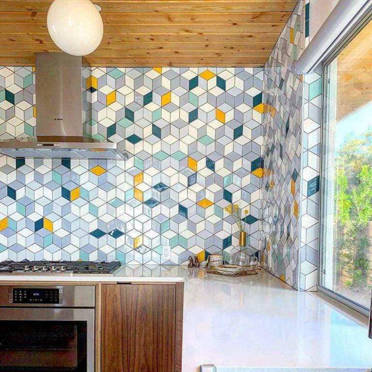 EyeCatching Kitchen Backsplash Ideas That Make a Statement Decoist