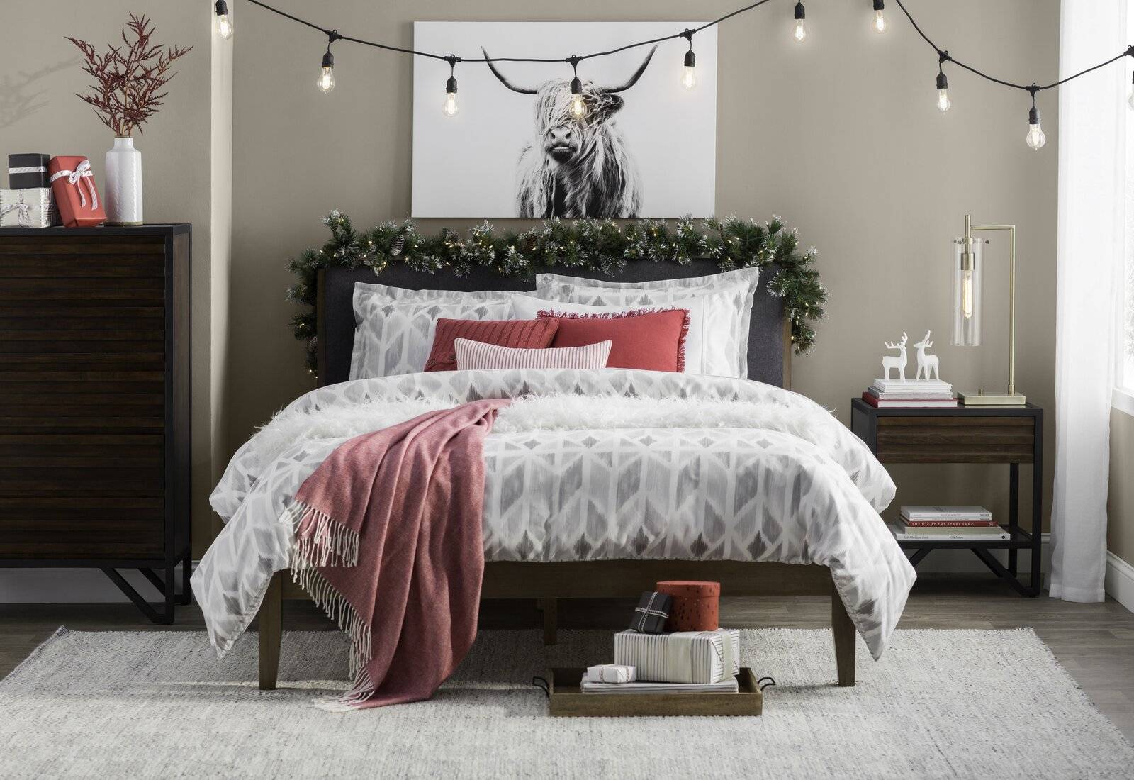 Wool area rug to cozy up the bedroom (from Wayfair)