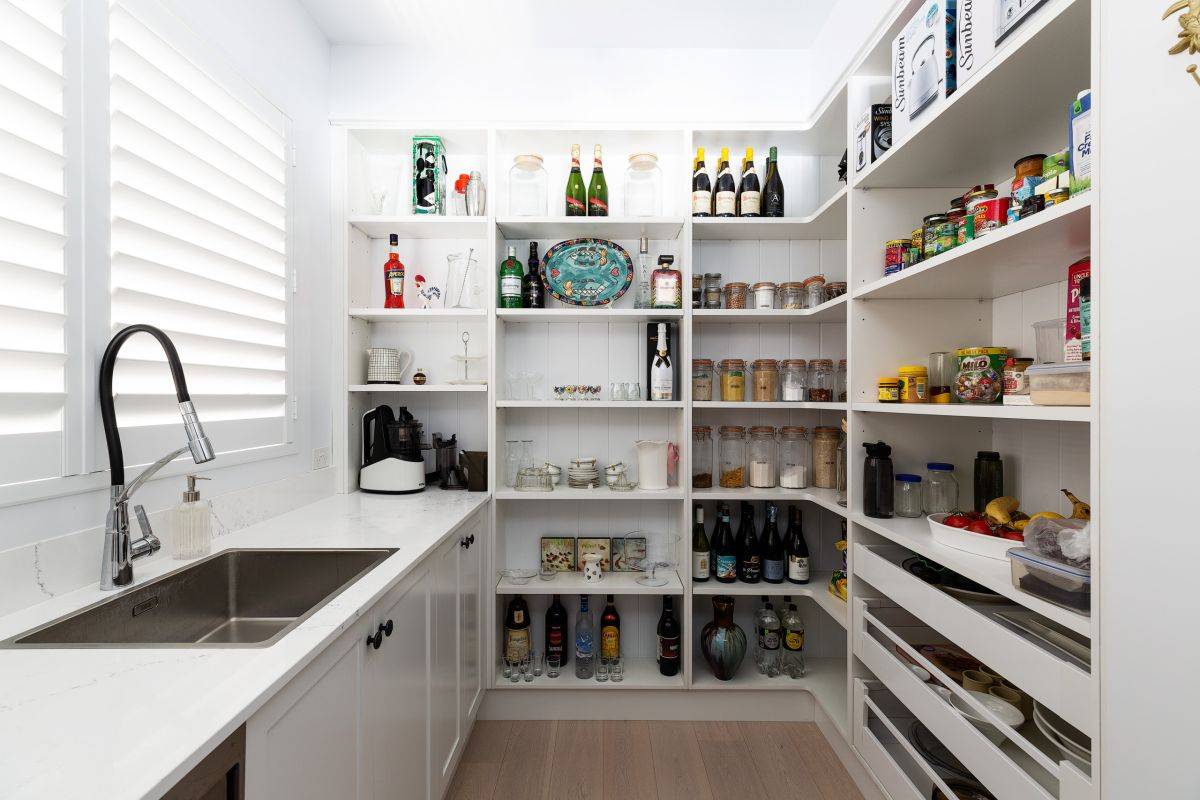 Pick a pantry for your kitchen that meets your exact needs