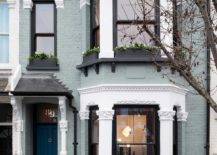 Street-facade-of-the-renovated-and-extended-Victorian-house-in-London-72388-217x155