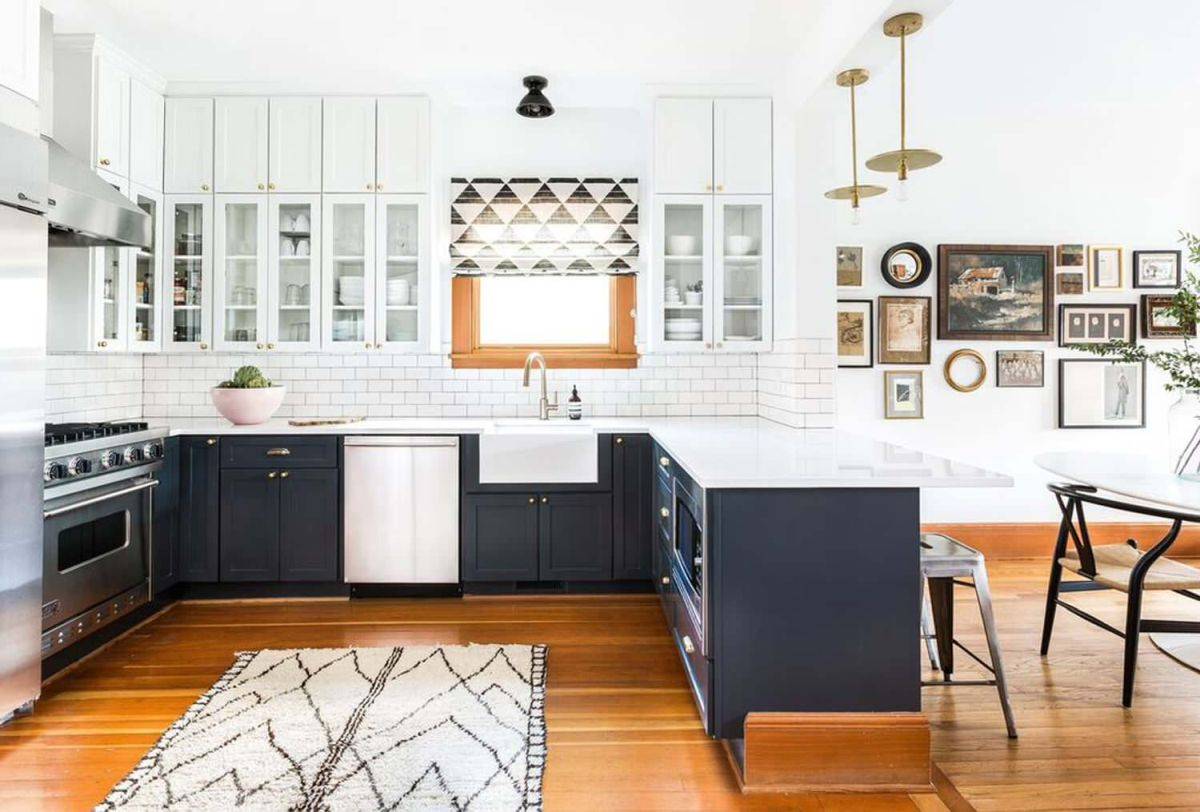 Two-tone-kitchens-are-a-hot-trend-that-refuse-to-die-down-anytime-soon-72698