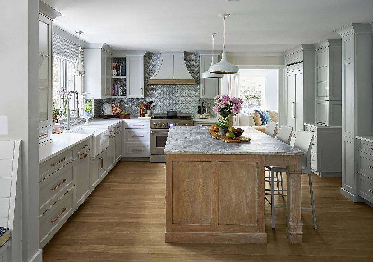 White fireclay kitchen sinks are a popular choice in modern kitchens