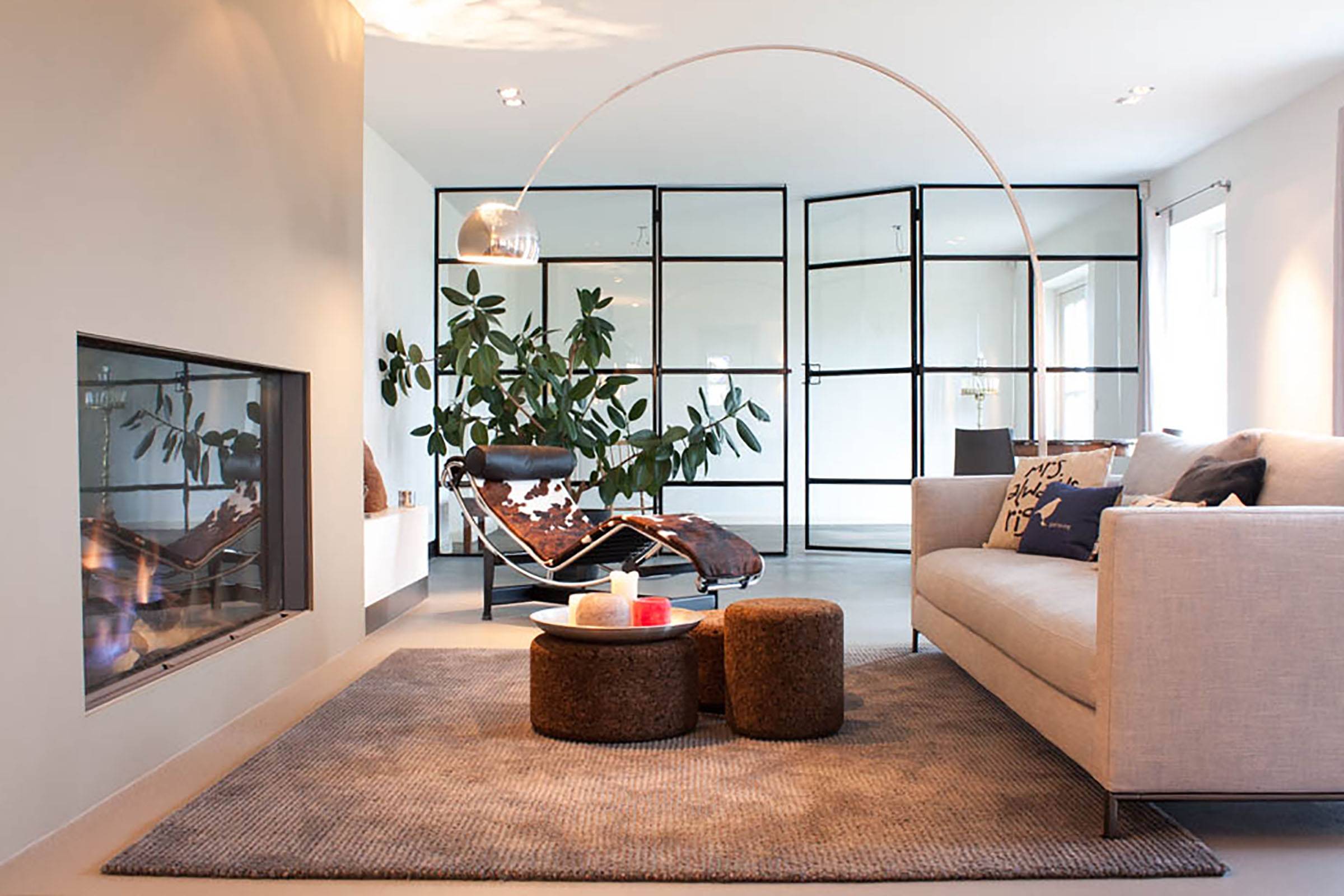 Cozy and inviting space (from Houzz)