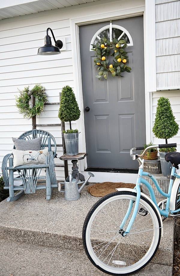 Curated front porch (from Liz Marie Blog)