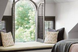 Relaxing Escape: Ideal Window Seats for the Bedroom