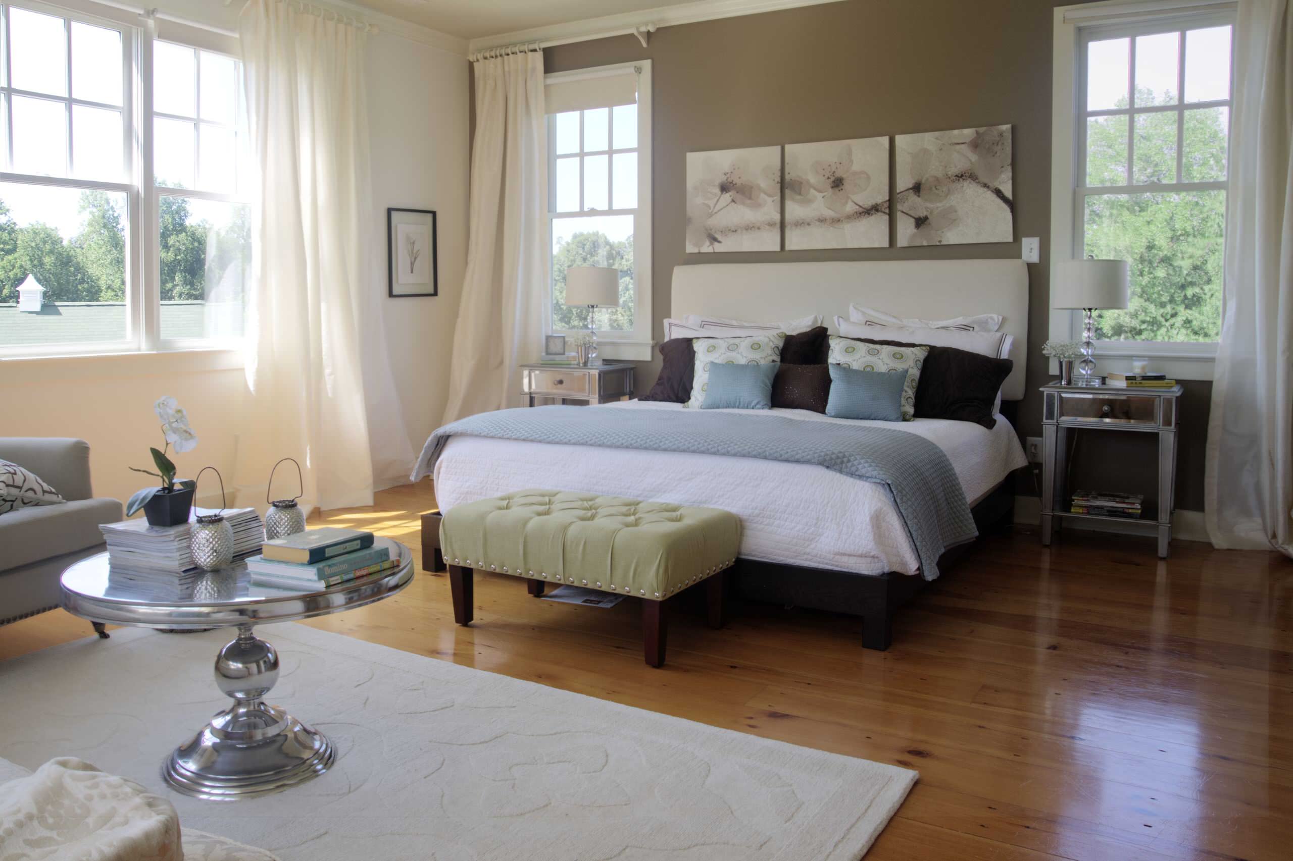 Modern feel and country vibes (from Houzz)