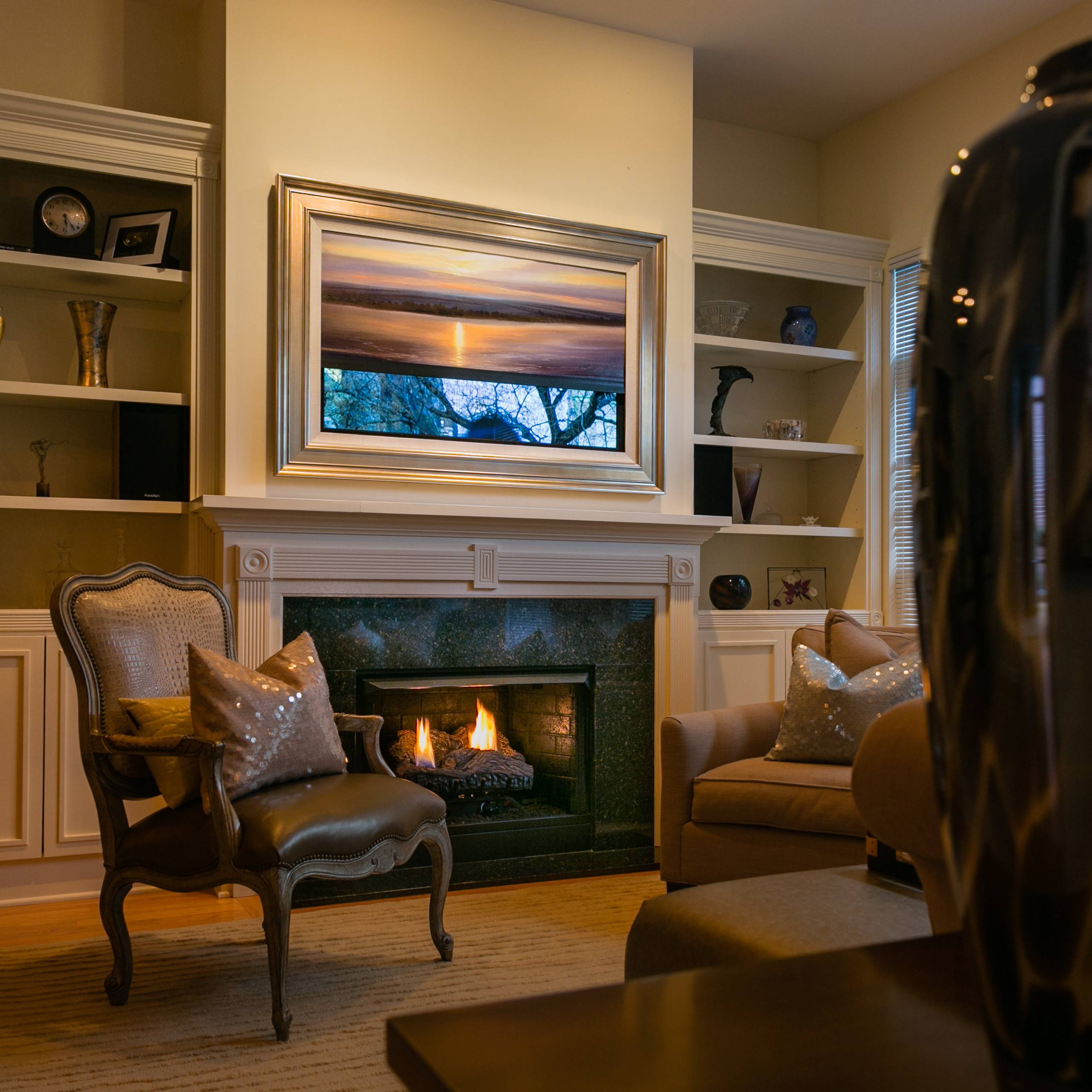 TV mirror (from Houzz)