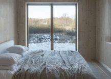 Small-and-cozy-bedroom-in-wood-with-beautiful-views-of-snow-clad-landscape-24706-217x155