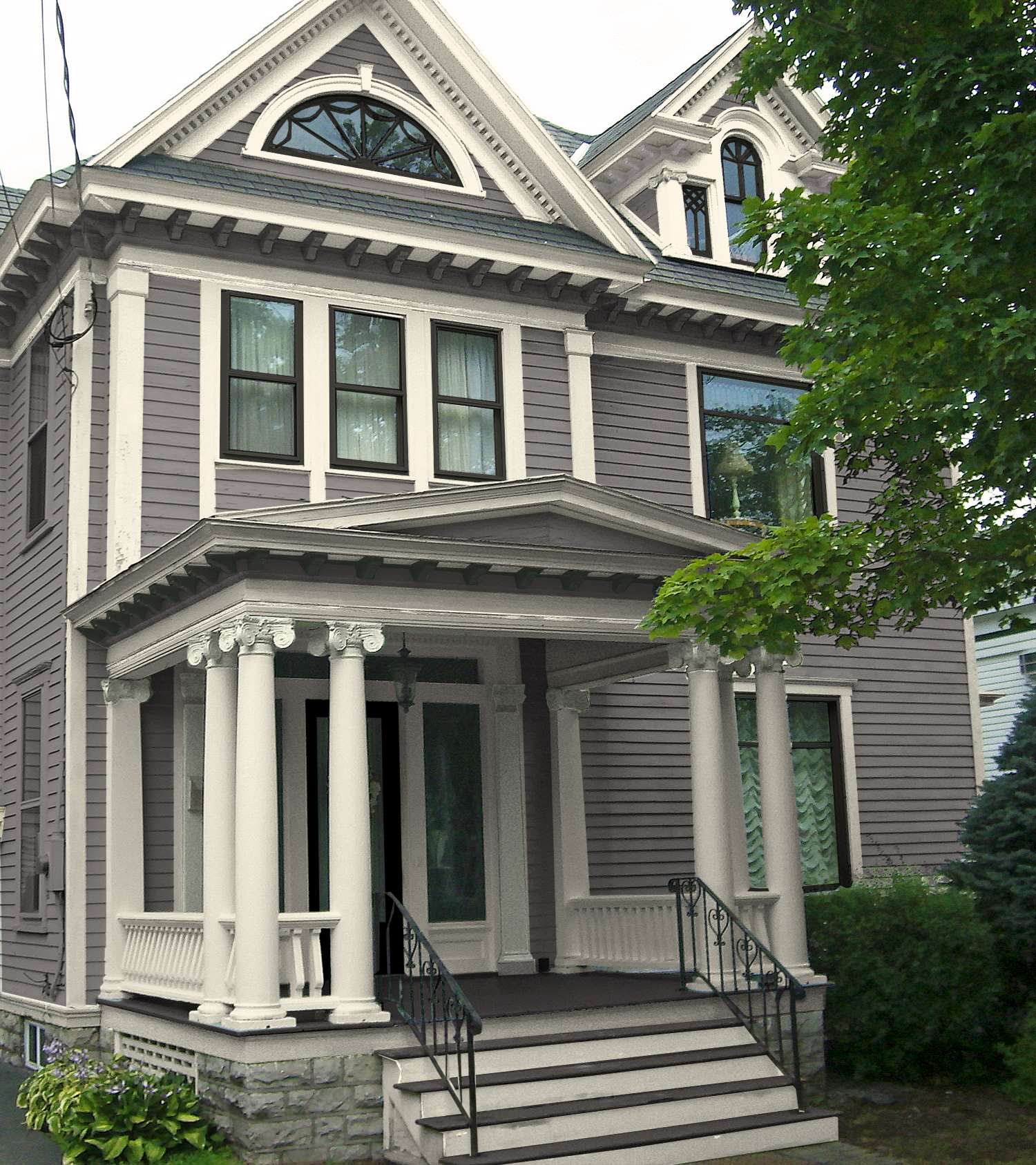 Gray house exterior is a traditional yet modern option (from Houzz)