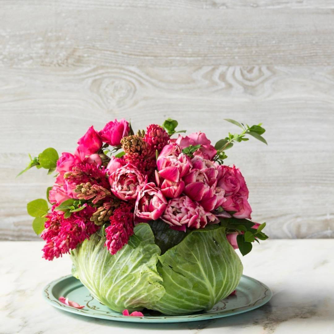 Cabbage centerpiece for the spring vibe (from Nico and Lala)