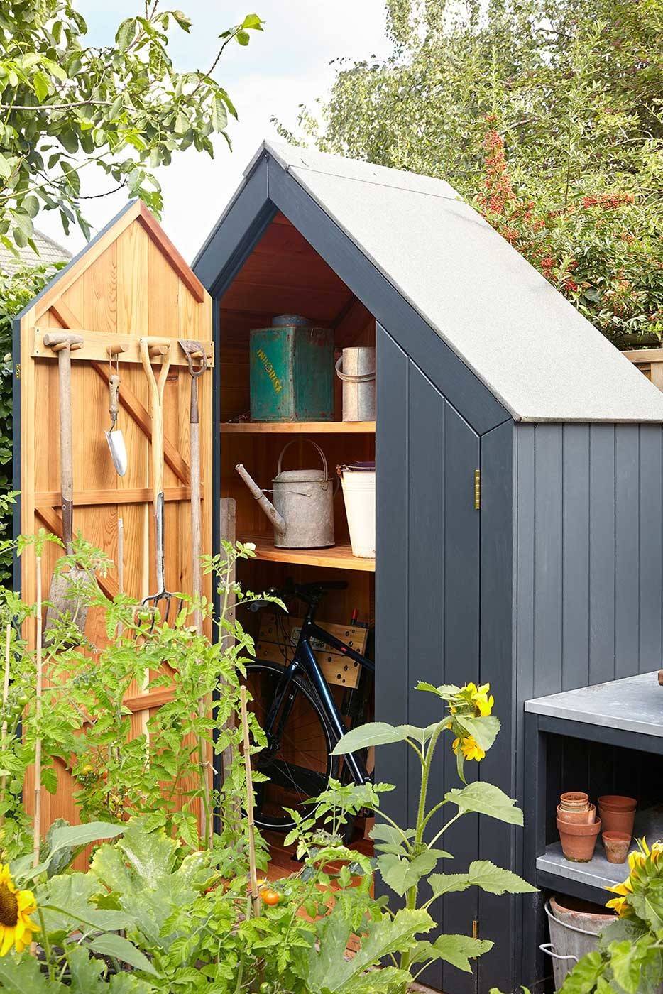 Nicely organized small shed (from Houzz)