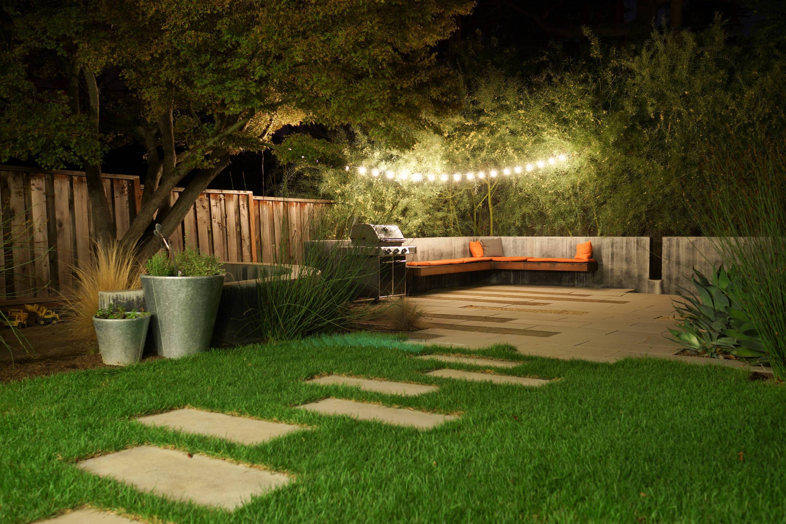 Fenced backyards ensure safety (from Houzz)