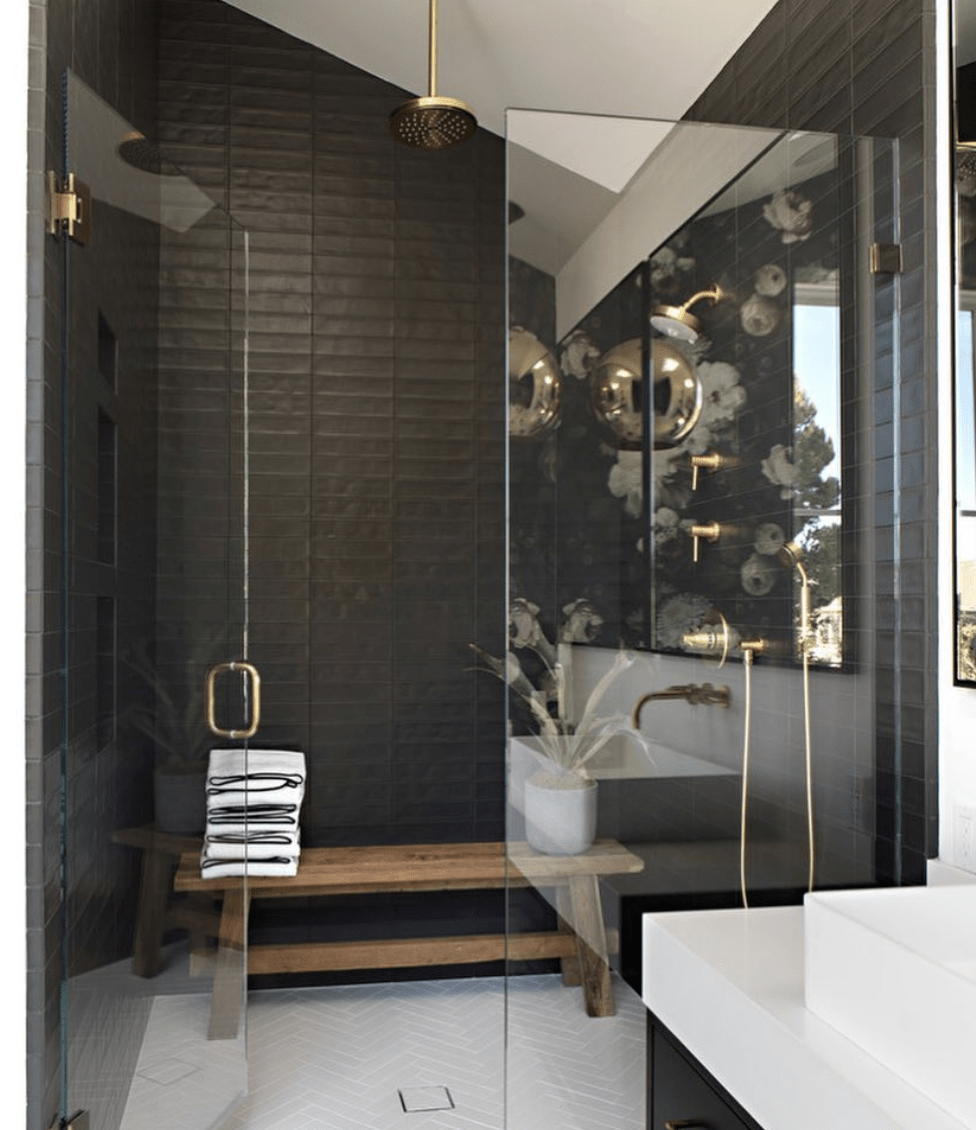 Stylish Ideas for Walk-In Shower Seats & Built-in Benches