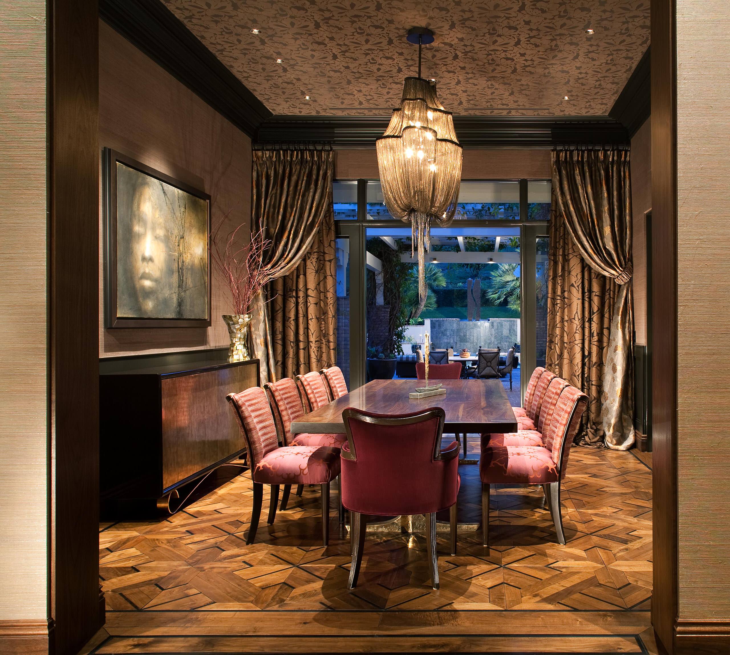 Velvet fabrics dominate in Hollywood glam style (from Houzz)