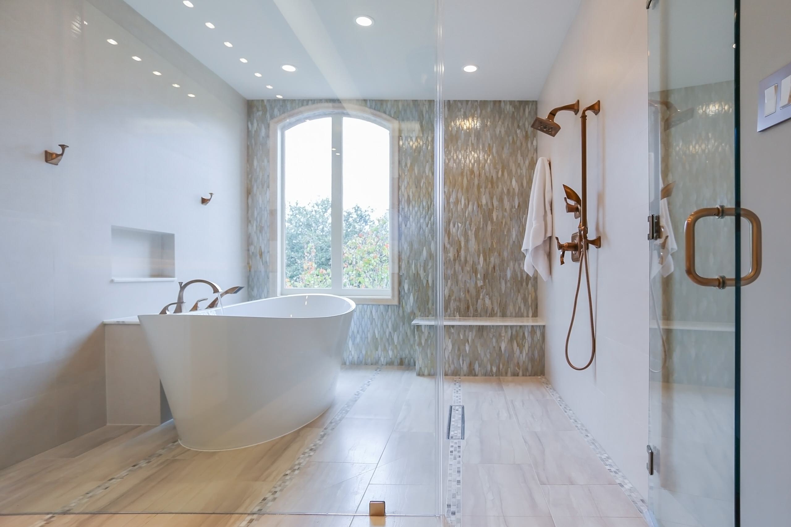 Freestanding tub is a modern choice (from Houzz)