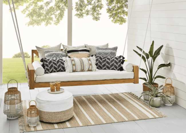 18+ Porch Swing Setups to Inspire Your Next Project | Decoist