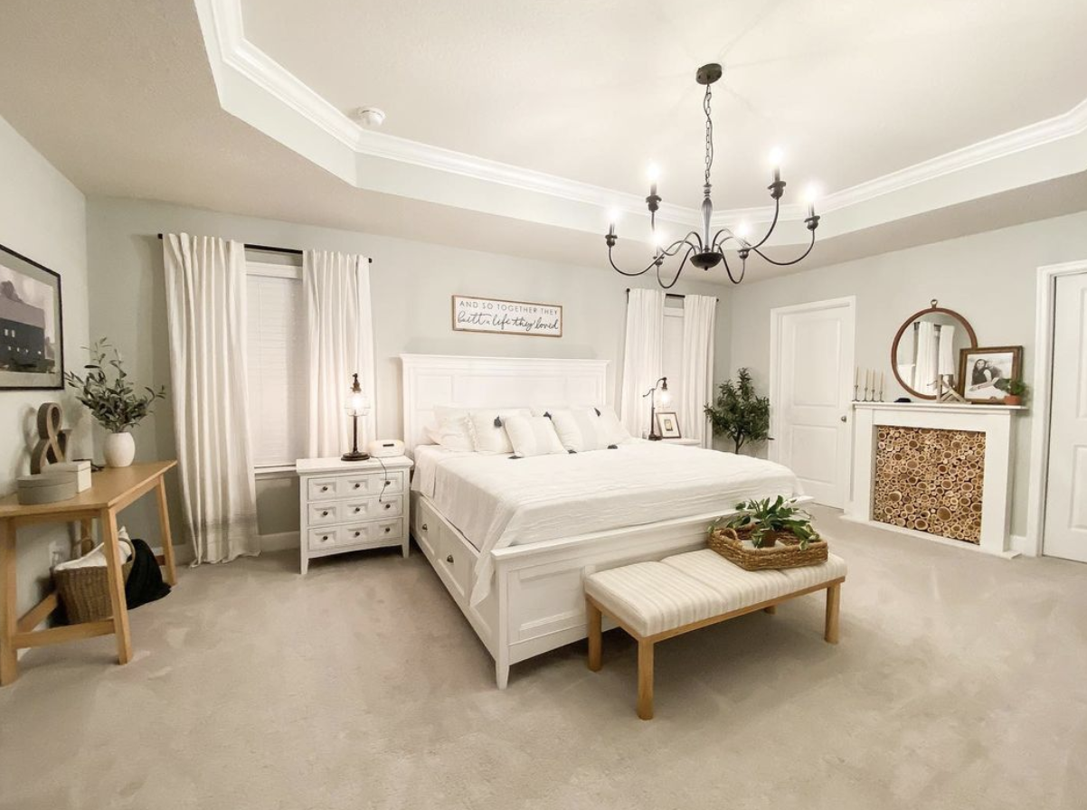 Large White Farmhouse Bedroom 35531 